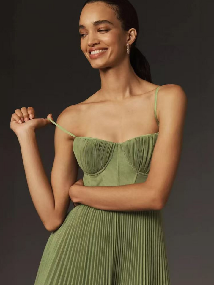 VERONIQUE™ | Verde Elegante