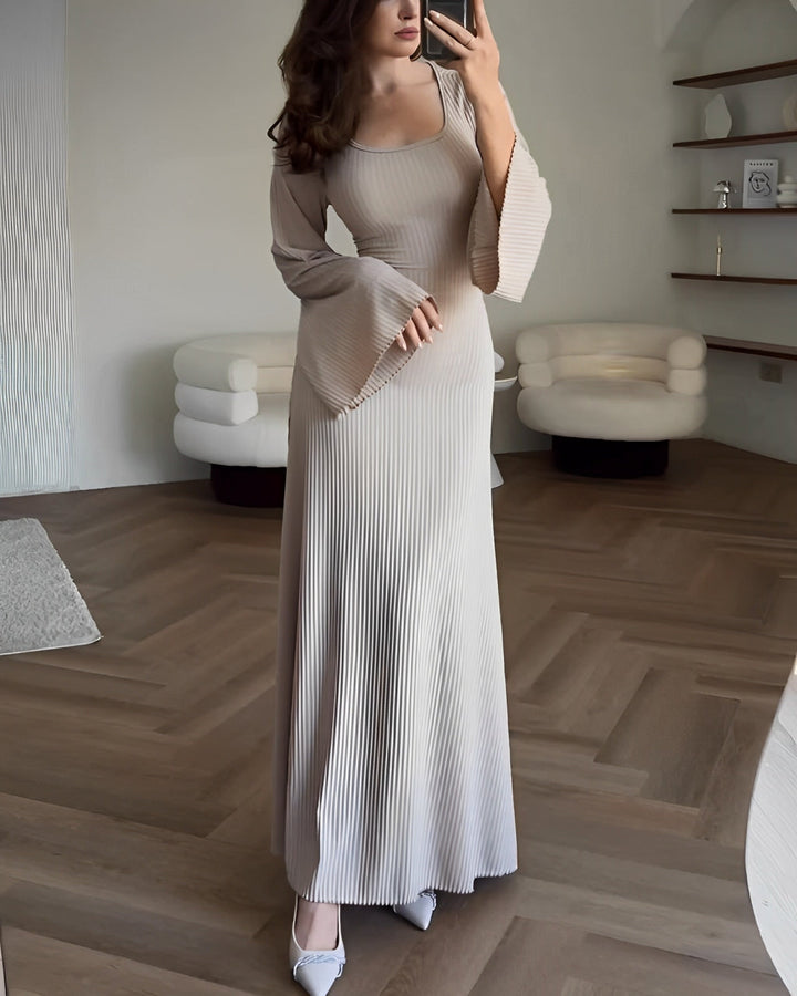 Abito Maxi in Maglia Elegante