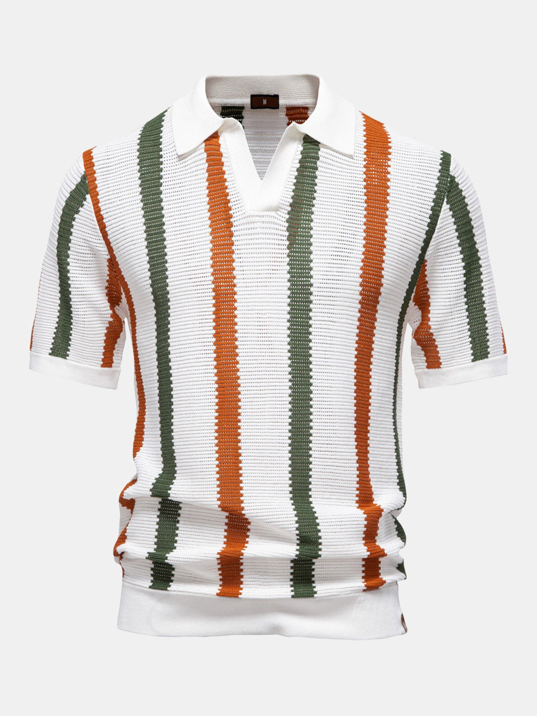 Polo a V in Maglia Stripe e Pantaloni in Lino a Gamba Dritta