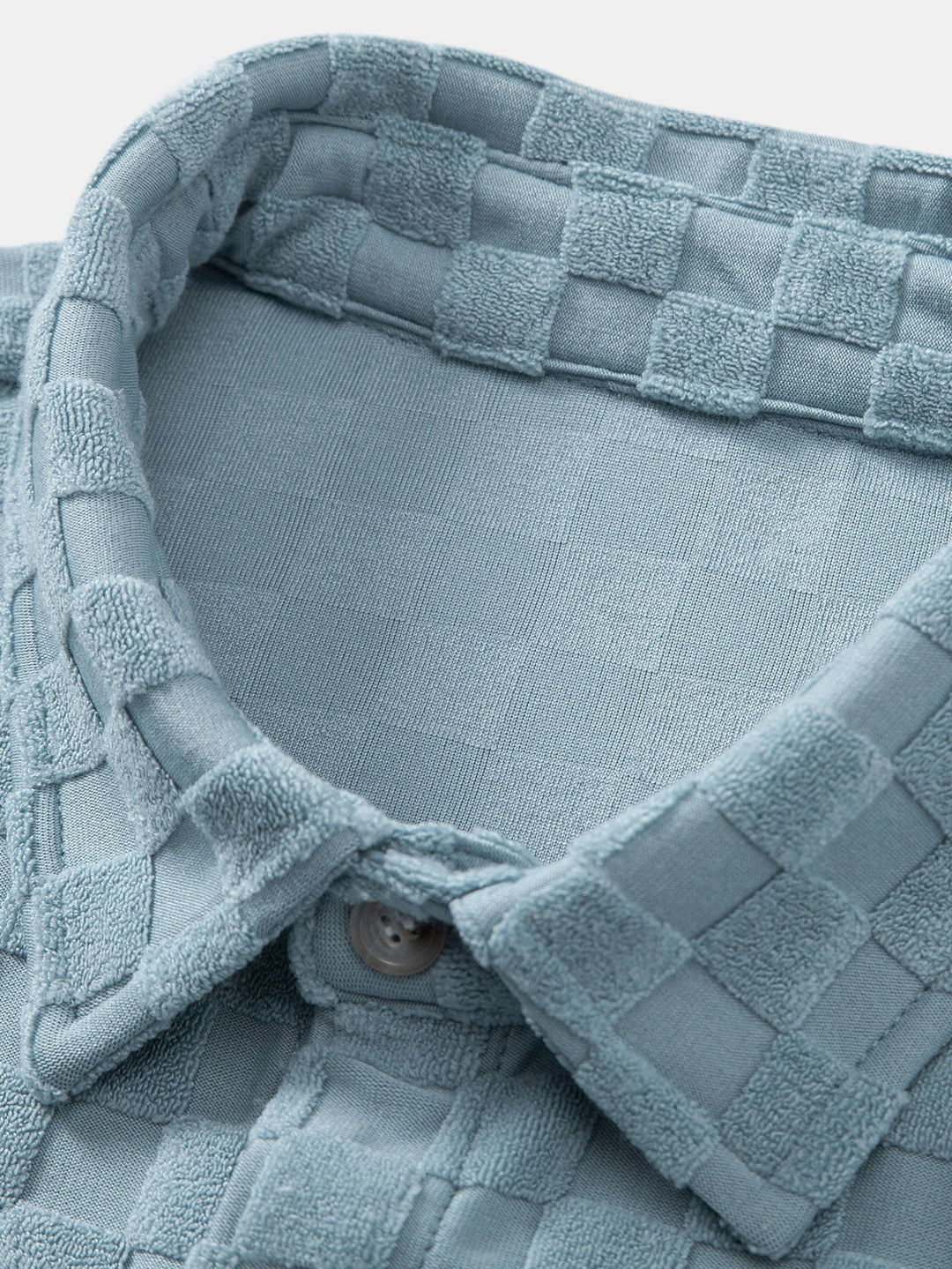 Camicia e Pantaloni Corti a Scacchi