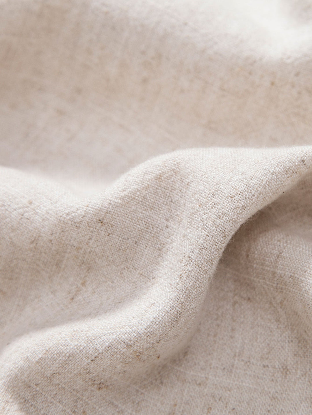 Camicia Button Up in Mistura di Lino e Rayon & Pantaloni Corti con Coulisse Testurizzati