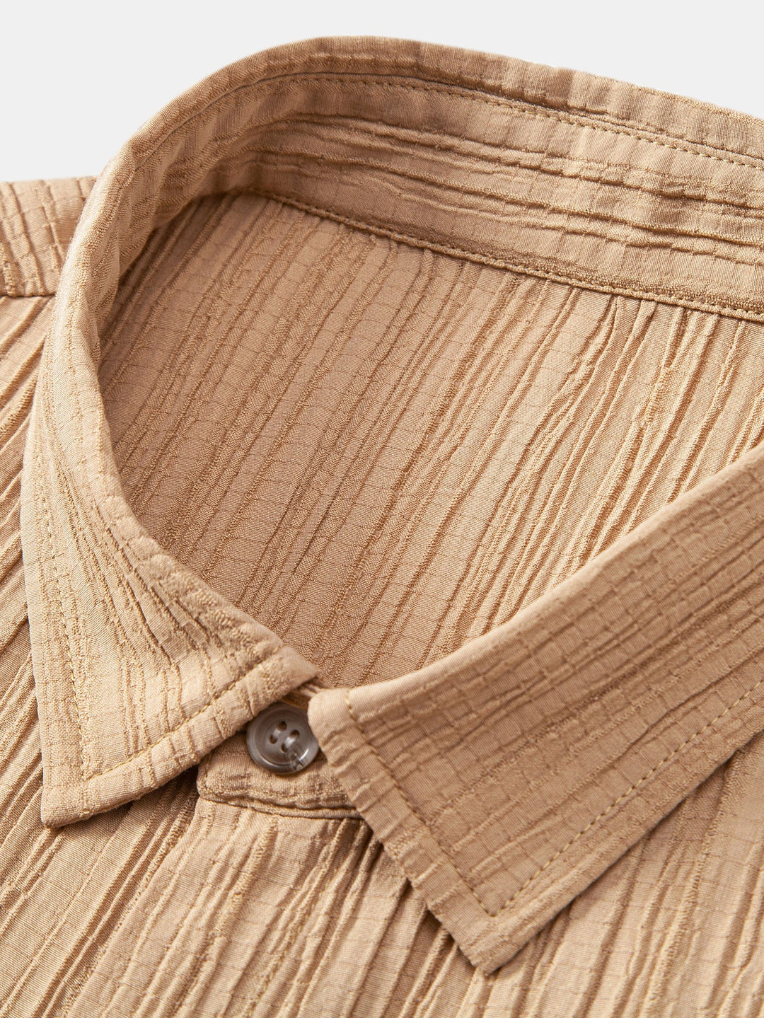 Camicia Button Up con Texture Pieghettata & Pantaloni Corti con Coulisse in Texture Pieghettata