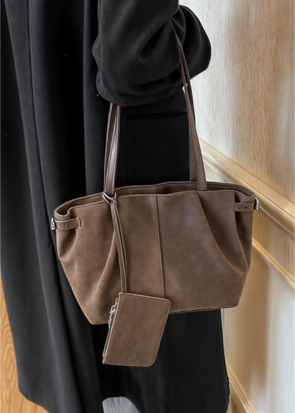 Arden™ | Borsa in Pelle Scamosciata BB