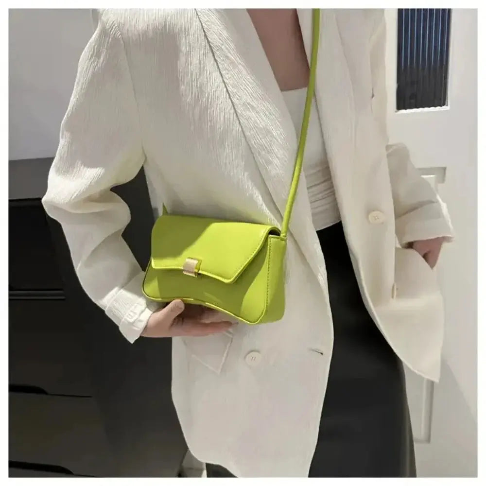 Borsa a Spalla Daphne Retro Flap