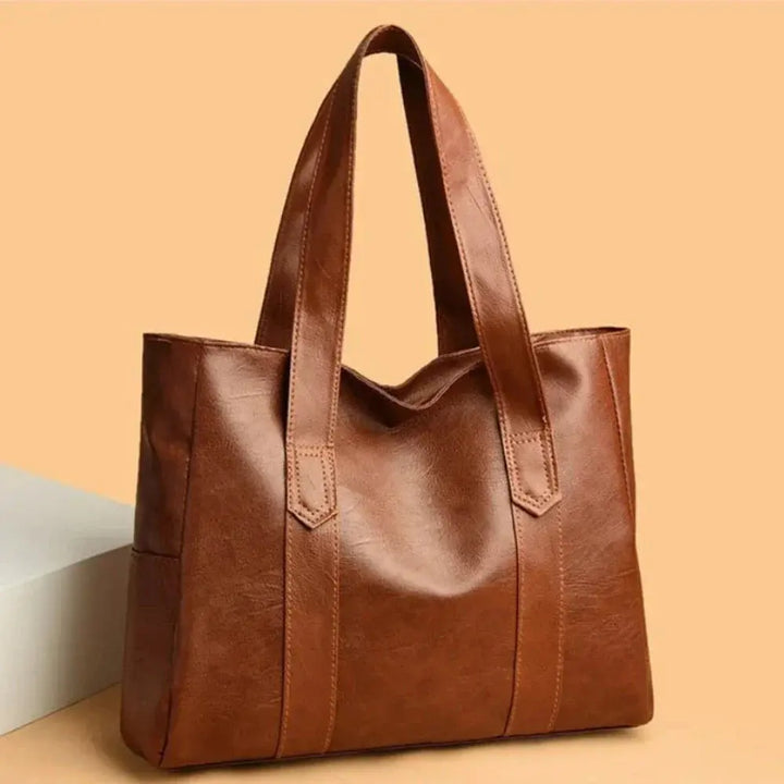 Grace’s Minimalist Luxe | Borsa a Spalla Morbida