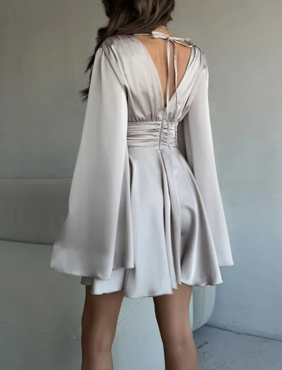 Darla™ | Abito In Raso Con Maniche Voluminose