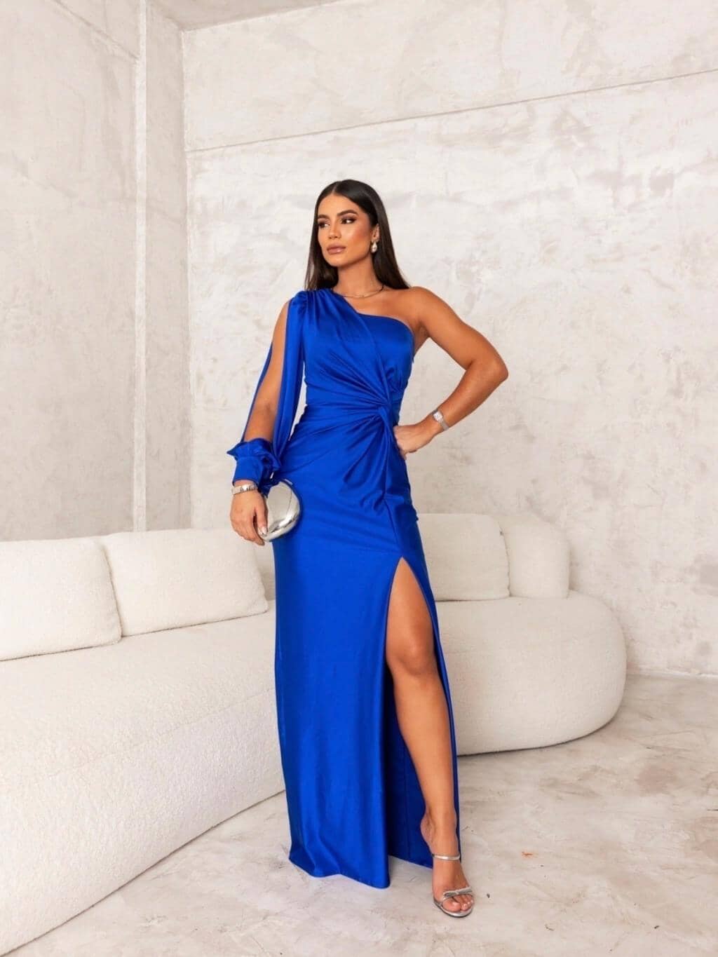 Victoria™ | Elegante Abito in Seta con Spacco